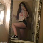 Amateur girl Rachel private pics from her phone