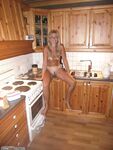 Blond amateur MILF hot homemade pics