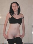 Brunette amateur wife posing naked