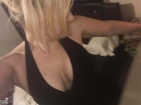 US amateur blonde MILF homemade porn