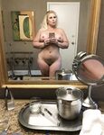 Sexy blonde MILF selfies