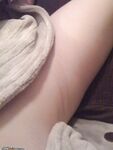 Young amateur slut exposing her naked body