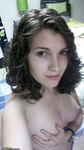 Young girl selfshot and homemade nude posing pics