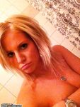 Self pics from amateur babe Isabella