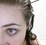 Amateur girl nude in bath