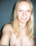 Blonde amateur girl hot self pics