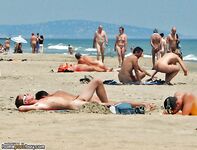 Gorgoeus naked beach girls