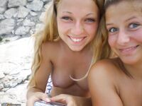 Young amateur couple at vacation 6