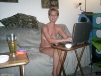 mature wife nude at home