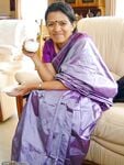 Indian MILF Rahee D. - Mature Desi wife from Mumbai - 11
